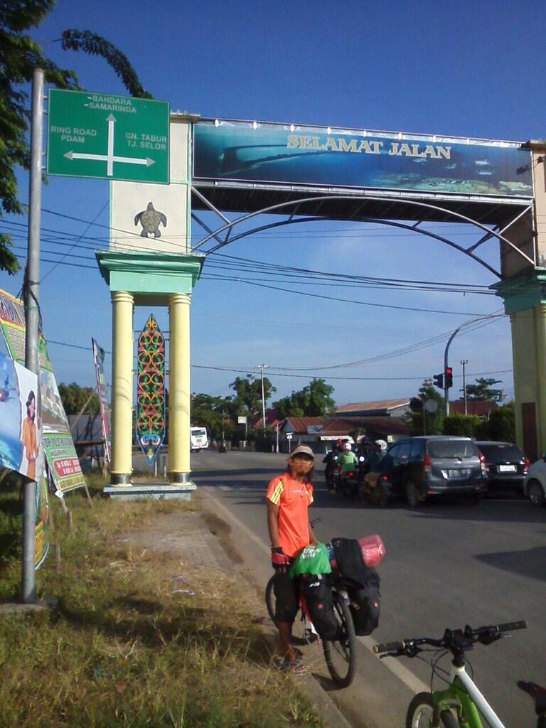 Iwan Sunter, Bersepeda Keliling Pulau Kalimantan 2016 (start and finish di Pontianak)