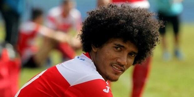 Ahmad Maulana “Maroune Fellaini” Indonesia
