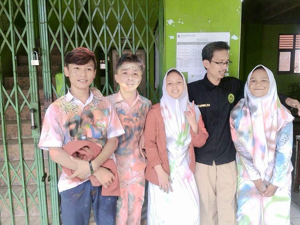 Kelulusan Anak SMP