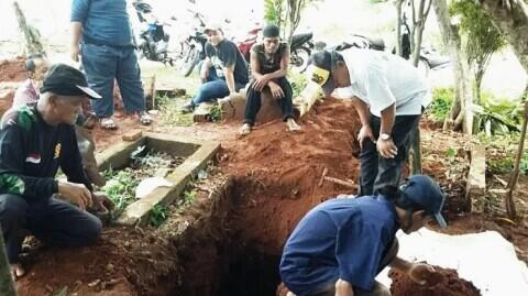Jasad Mak Erot Masih Utuh Terkubur Bertahun-tahun