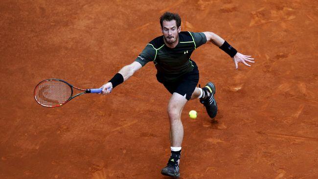 Andy Murray Kalahkan Djokovic di Final Italia Terbuka
