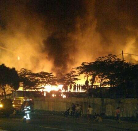 Kebakaran di Rawamangun Diduga Berasal dari Gedung UNJ