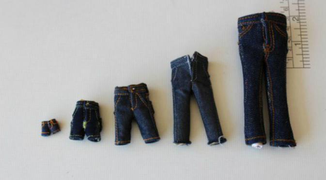 Penjahit Turki Ciptakan Jeans Terkecil di Dunia