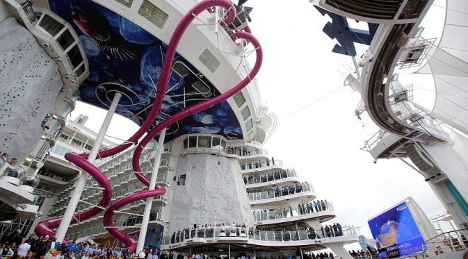 Harmony of the seas. Kapal pesiar terbesar di dunia, lebih tinggi dari menara Eiffel