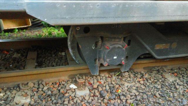 KRL Bogor-Jatinegara Anjlok di Manggarai