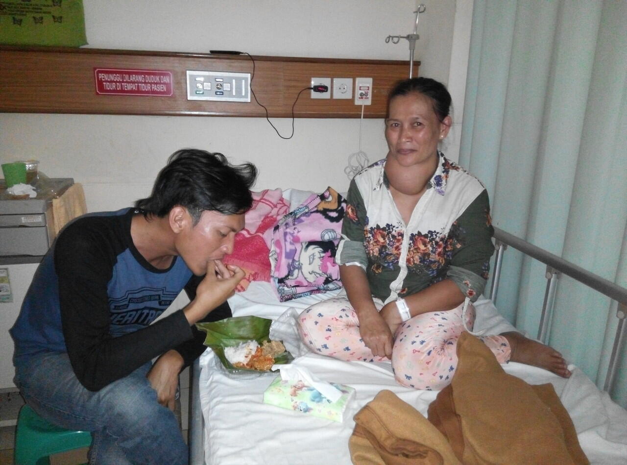 Tolong dibantu gan.. Perlu nasi bungkus! gerakan sosial @berbaginasiID