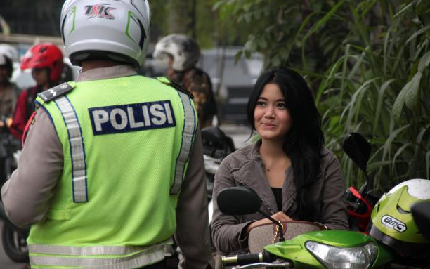 Curiga pada Razia Polantas, Warga Boleh Minta Surat Tugas