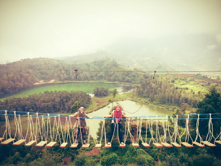 Destinasi Wisata Baru Dieng &quot;Jembatan Merah Putih&quot;