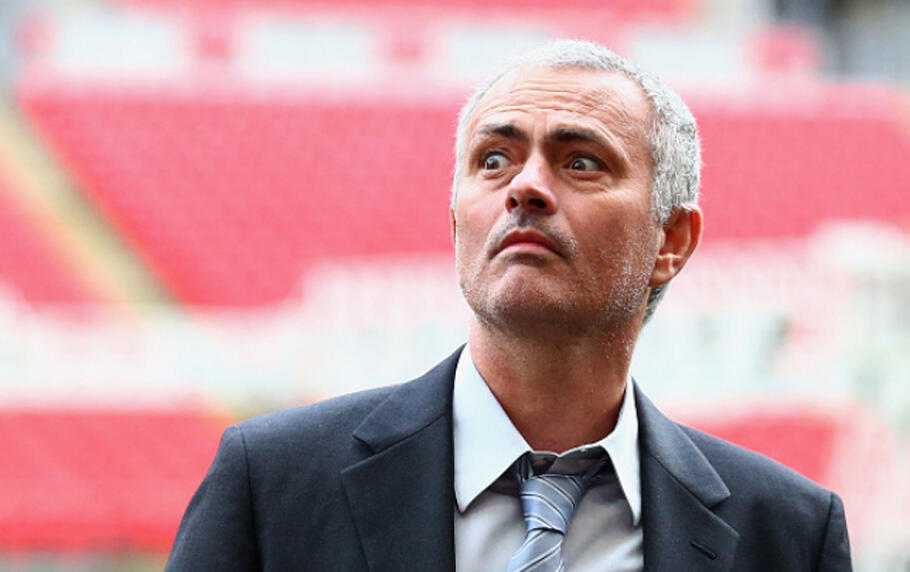 Siapkan Rp250 M, Menpora Ingin Mourinho Latih Timnas....Aminn Gan!