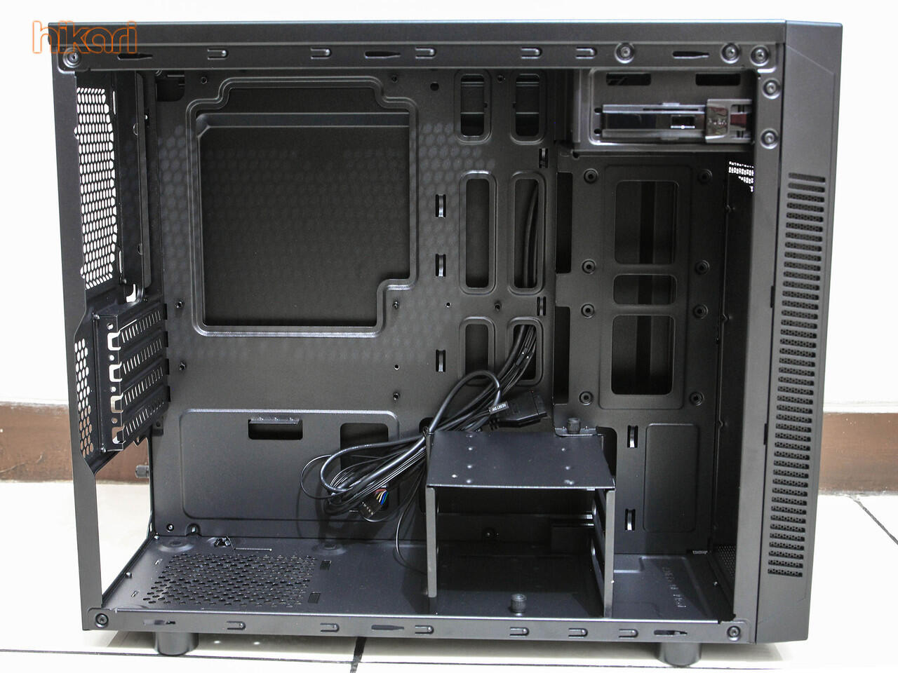 &#91;Case mATX Review&#93; Corsair Carbide 88R (with DeepCool RGB 360)