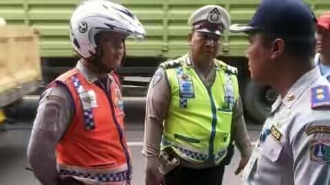 Dijabar tidak dapat makan, Oknum Petugas Dishub Bekasi Razia Ilegal di Jakarta