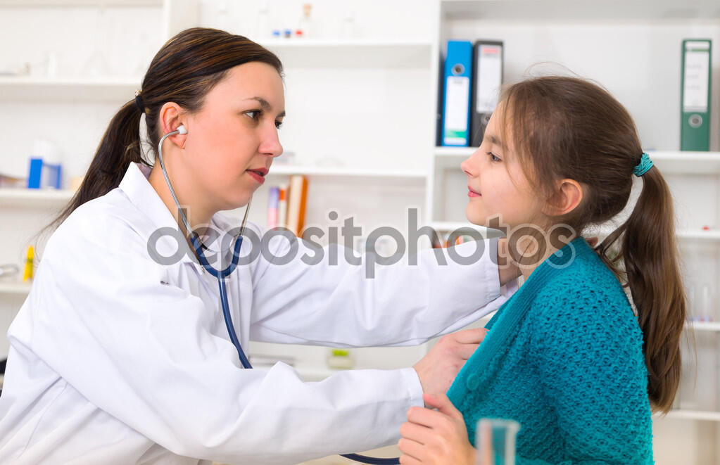 ASK : Outfit yang dipakai buat ke dokter,