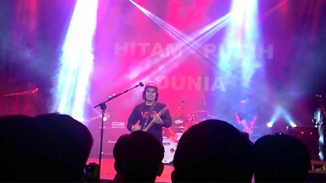 &#91;FR&#93; #KASKUSRegBandung Super Musik Rock Adventure Musikimia 2016 + rendyconan