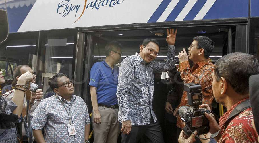 WOW! AHOK Luncurkan Transjakarta Khusus Wisata - 21 Mei 2016