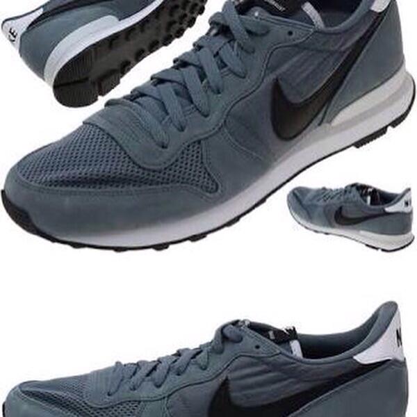 nike internationalist grey mens