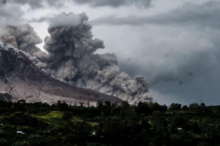 Lahar panas Gunung tewaskan 6 orang