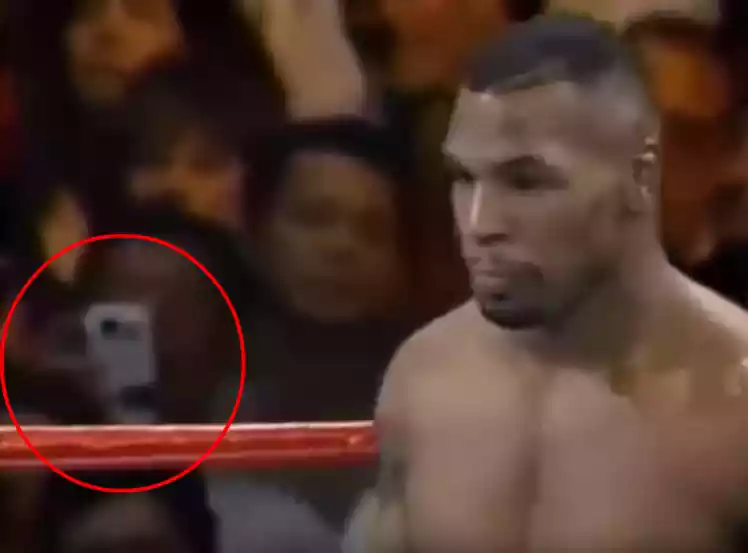 Heboh, Penjelajah Waktu Kembali ke 1995 untuk Menonton Pertandingan Mike Tyson