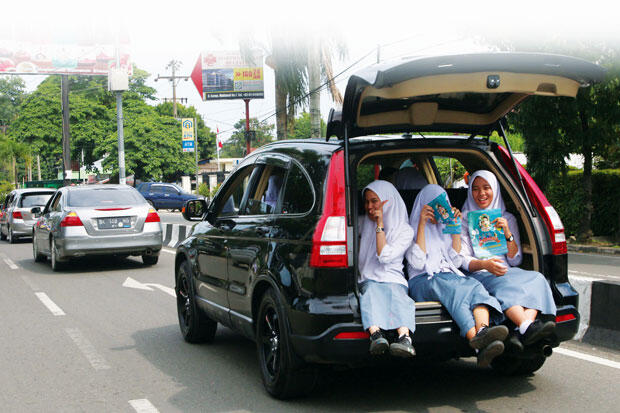 Tipe-tipe Pengendara Mobil Tapi Bermental Rider