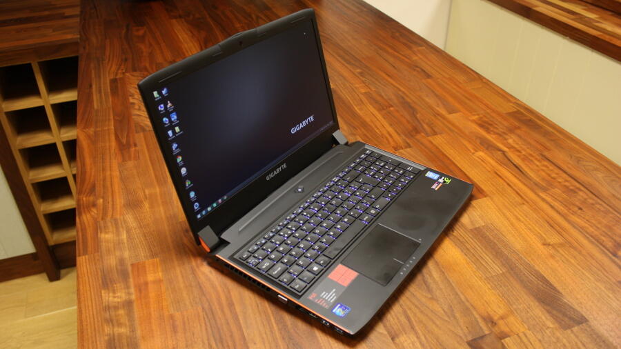 5 LAPTOP GAMING DENGAN KUALITAS PREMIUM