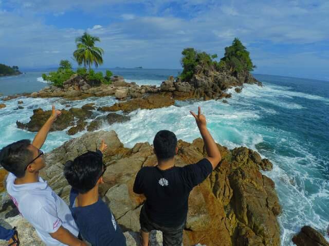 Travelling Keindahan Alam Mandeh Kabupaten Pesisir Selatan Sumatera Barat
