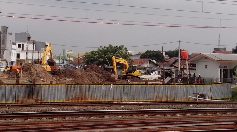 Jalan Tambun yg Hilang kembali dikerjakan, Wargapun Gembira