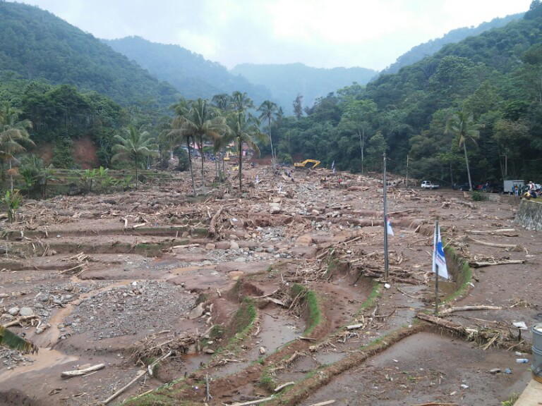 Kaskus Regional Peduli #PrayForCihideung Desa Sukakerti, Kecamatan Cisalak, Subang