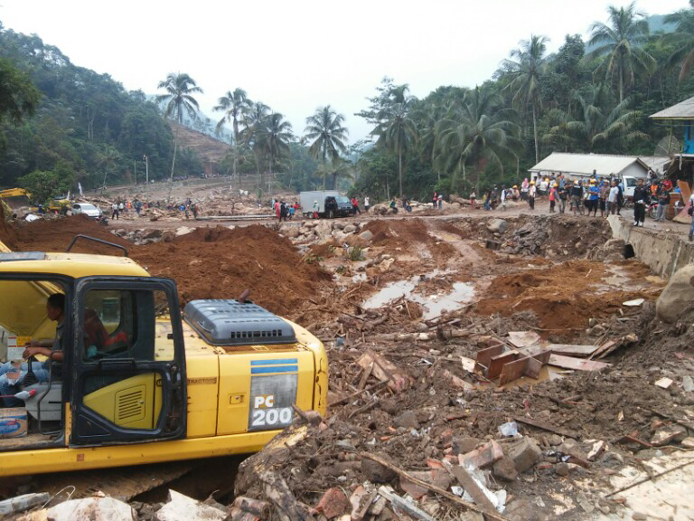 Kaskus Regional Peduli #PrayForCihideung Desa Sukakerti, Kecamatan Cisalak, Subang