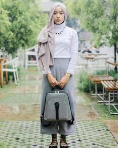 &#91; GATSUONE INFO &#93; Pose Foto Yang Bikin Cewek Kelihatan Cantik Di Social Media