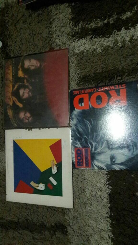 bantuin ane nentuin harga vinyl ini gan !