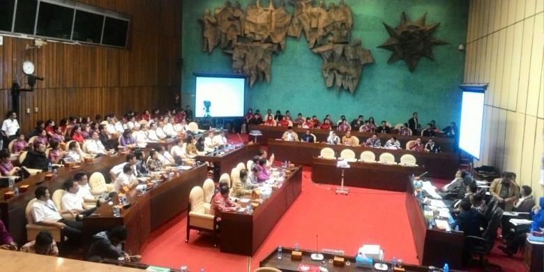 Kemenhub Banjir Kritikan Dalam Rapat Kemenhub dan Komisi V DPR RI 