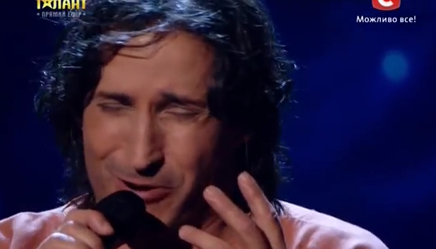 SUERRR...Pemenang Got Talent Mirip Banget Robin William