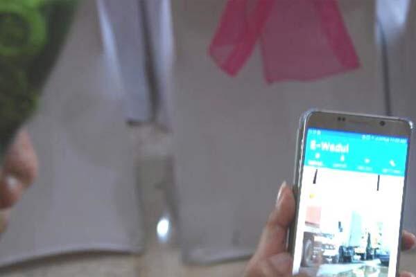 Luncurkan Aplikasi E-Wadul, Tampung Keluhan Warga Surabaya