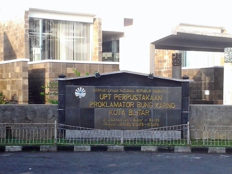 Sebagian kecil Tempat Indah di Kota Bersejarah "BLITAR"