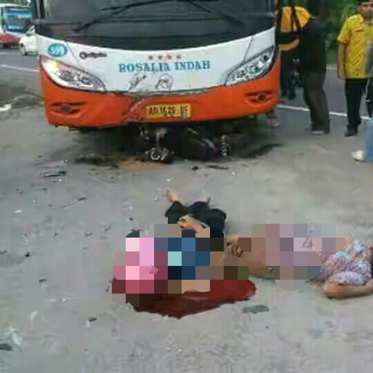 Hantam Bus Rosalia Indah, Ibu dan Anak Tewas