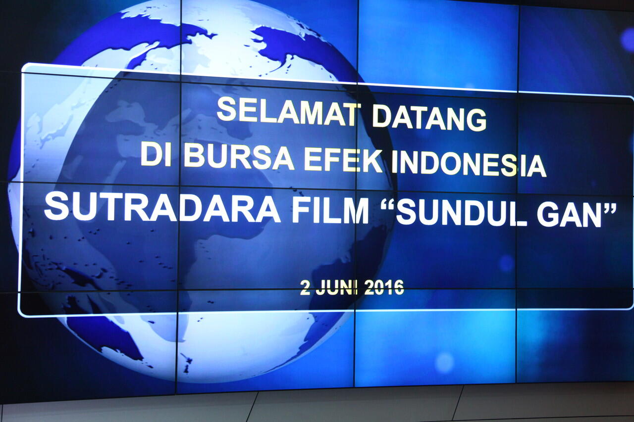 Andrew Darwis dan Ken Dean Lawadinata Membuka Perdagangan di Bursa Efek Indonesia