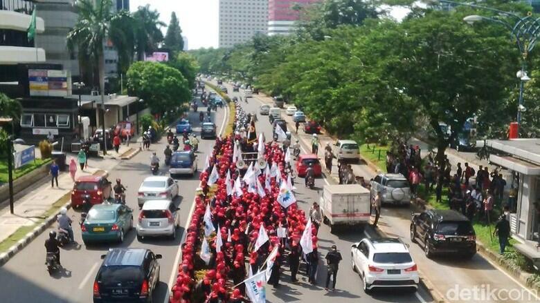 Sudah Diusir KPK, Ahmad Dhani dan Ratna Sarumpaet Balik Lagi untuk Orasi