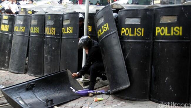 Peralatan Demo Panggung Rakyat Diangkut Petugas, Polisi: Kami Bukan Membungkam