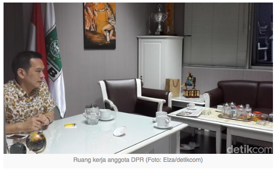 Fadli Zon memiliki Kasur dan Kursi Pijat di Ruang Kerja DPR, Untuk Apa?