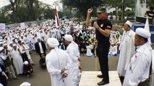 [Tudingan Kivlan ke PDIP] PDIP Sebut Provokasi Kivlan Zen soal PKI Buat Gaduh