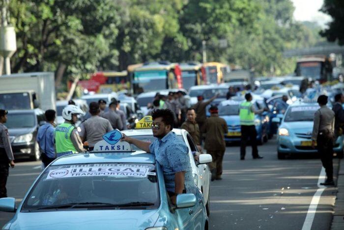 Syarat final agar taksi berbasis aplikasi melenggang di jalanan