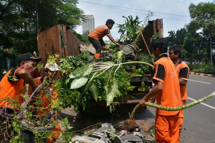 Manakah kelurahan berkinerja terbaik dan terburuk versi Qlue?