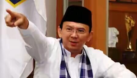 Ahok Cari Sela Gugat Bos PKL Tanahabang