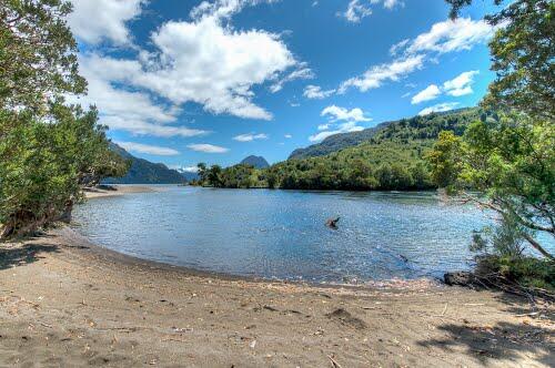 &#91;HOT&#93; Aneh, Air Danau Di Chile Ini Hilang Dalam Satu Malam