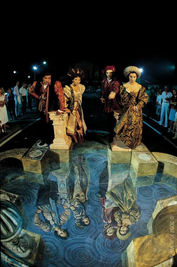 25 Lukisan 3D di jalanan ini tampak nyata, bikin deg-degan deh!