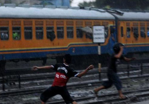 3 Remaja Pelaku Lempar Batu ke Kereta di Yogya Tertangkap