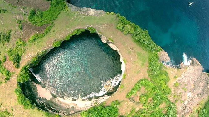 4 Destinasi bulan madu di Indonesia ini lebih keren dari luar negeri