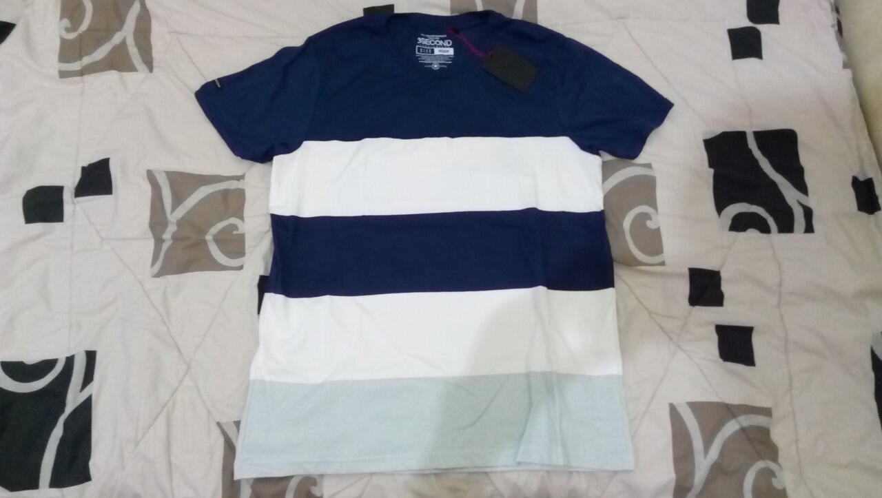 Diskon up to 70% Kemeja, Flanel, Kaos Three Second, Greenlight Original BNWT