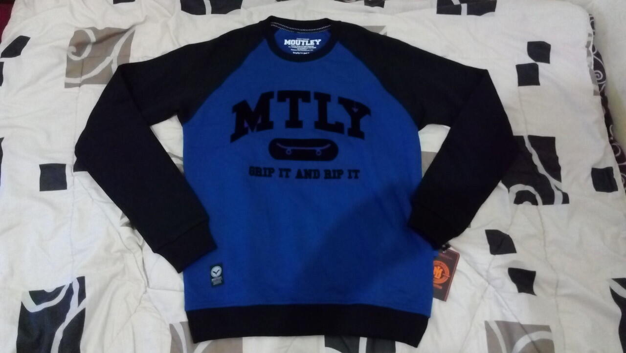 Diskon up to 70% Kemeja, Flanel, Kaos Three Second, Greenlight Original BNWT