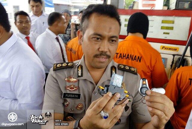 Praktik Kecurangan Takaran di SPBU Pertamina Di Bongkar Polisi!