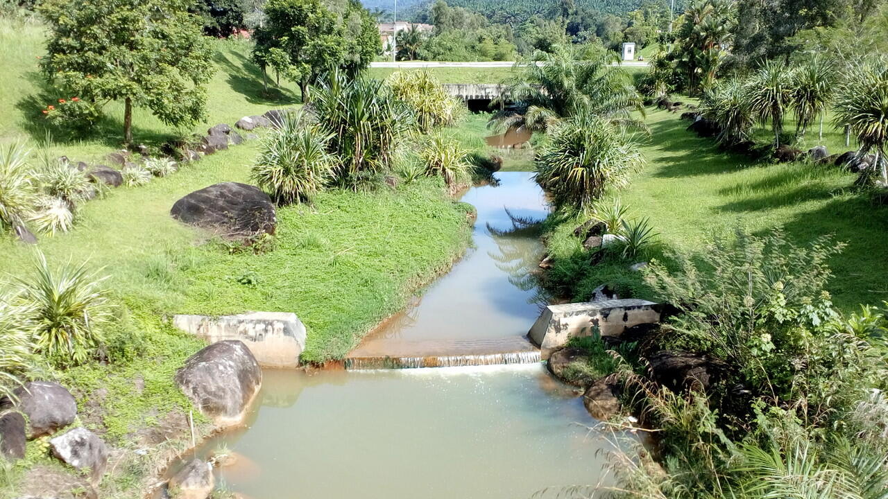 Menikmati Keasrian Proton City, Tanjung Malim